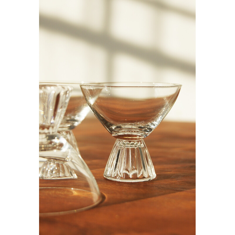 https://www.design-market.eu/2529913-large_default/set-of-8-vintage-crystal-cocktail-glasses.jpg