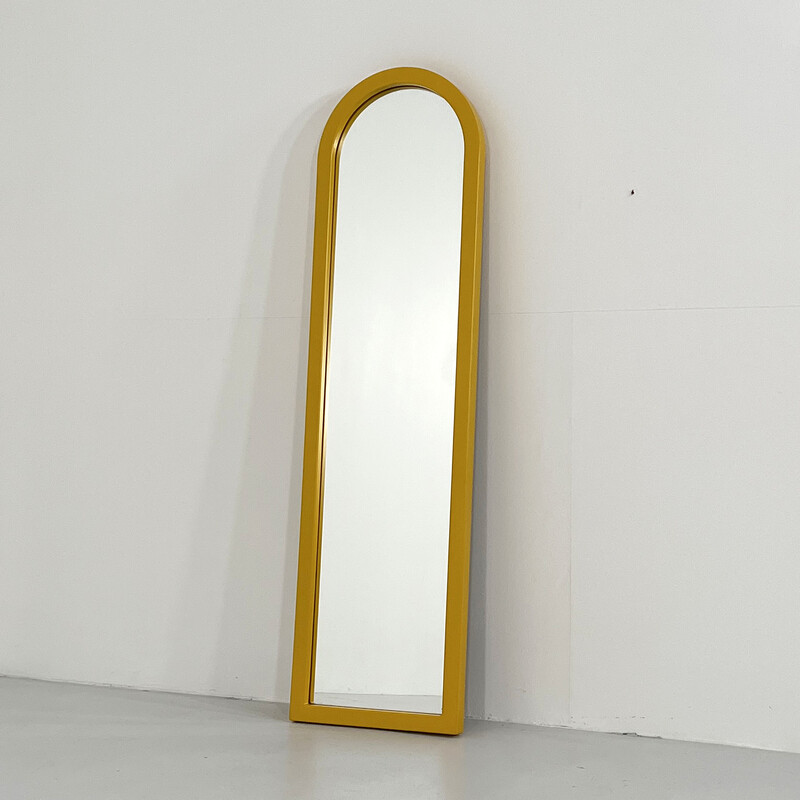 Espelho de moldura Vintage modelo 4720 em poliuretano por Anna Castelli Ferrieri para Kartell, década de 1980