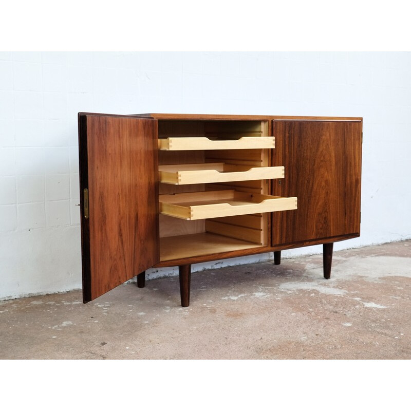 Cupboard in rosewood by Hundevad - 1960s