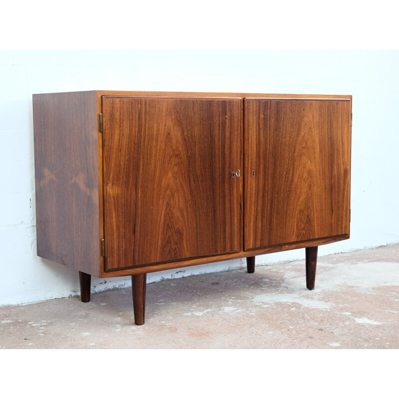 Cupboard in rosewood by Hundevad - 1960s
