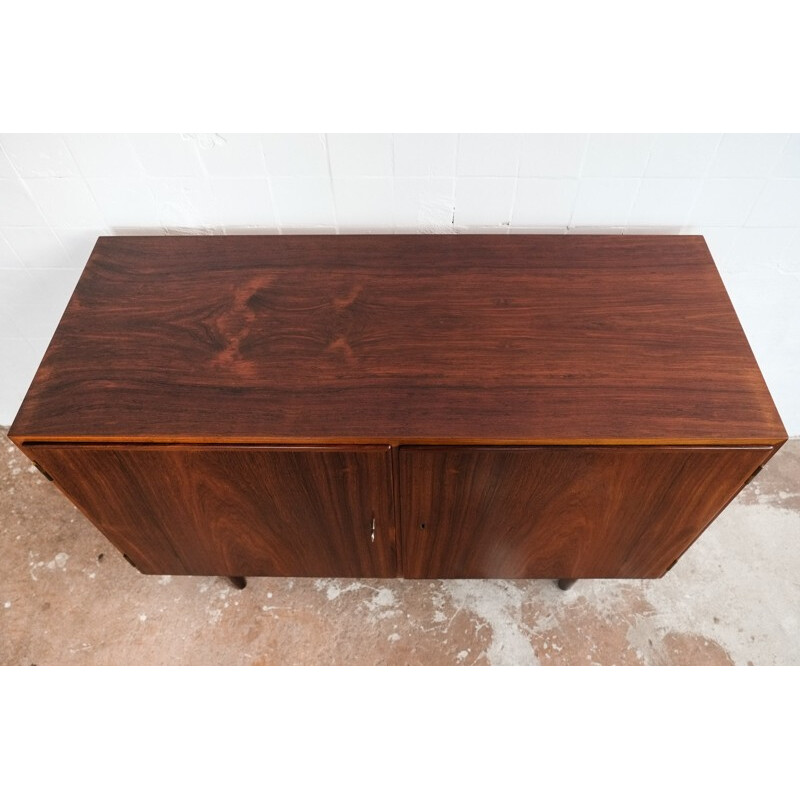 Cupboard in rosewood by Hundevad - 1960s