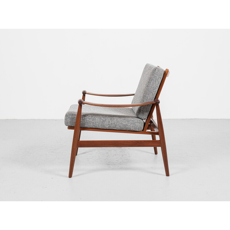 Cadeira de braços dinamarquesa em teca de meados do século por Finn Juhl para França e Søn, década de 1960