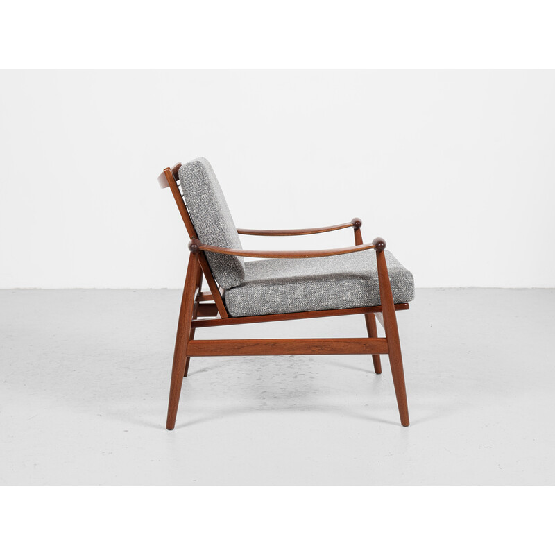 Cadeira de braços dinamarquesa em teca de meados do século por Finn Juhl para França e Søn, década de 1960