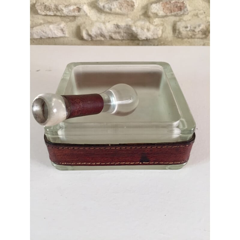 Kubischer Vintage-Aschenbecher aus Milchglas von Jacques Adnet