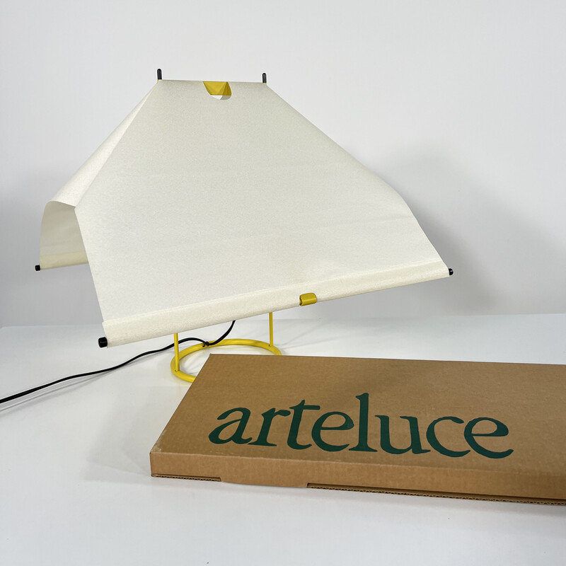 Lampe de table vintage "Le Falene" en acier laqué et tissu par Piero De Martini pour Arteluce, 1980
