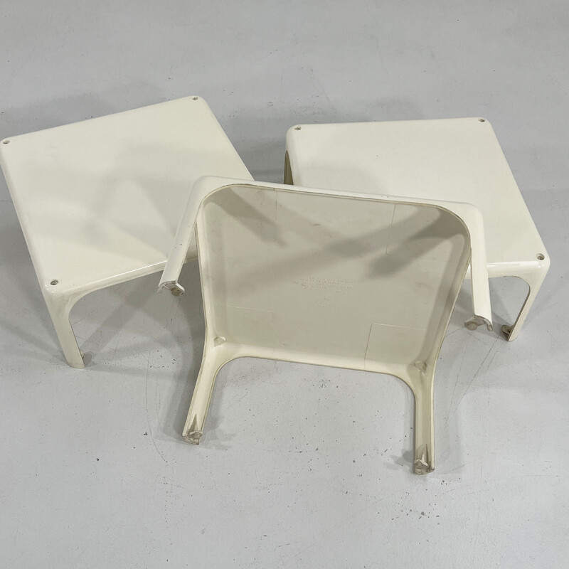 Ensemble de 3 tables empliables vintage Demetrio 45 en plastique blanc par Vico Magistretti pour Artemide, 1970