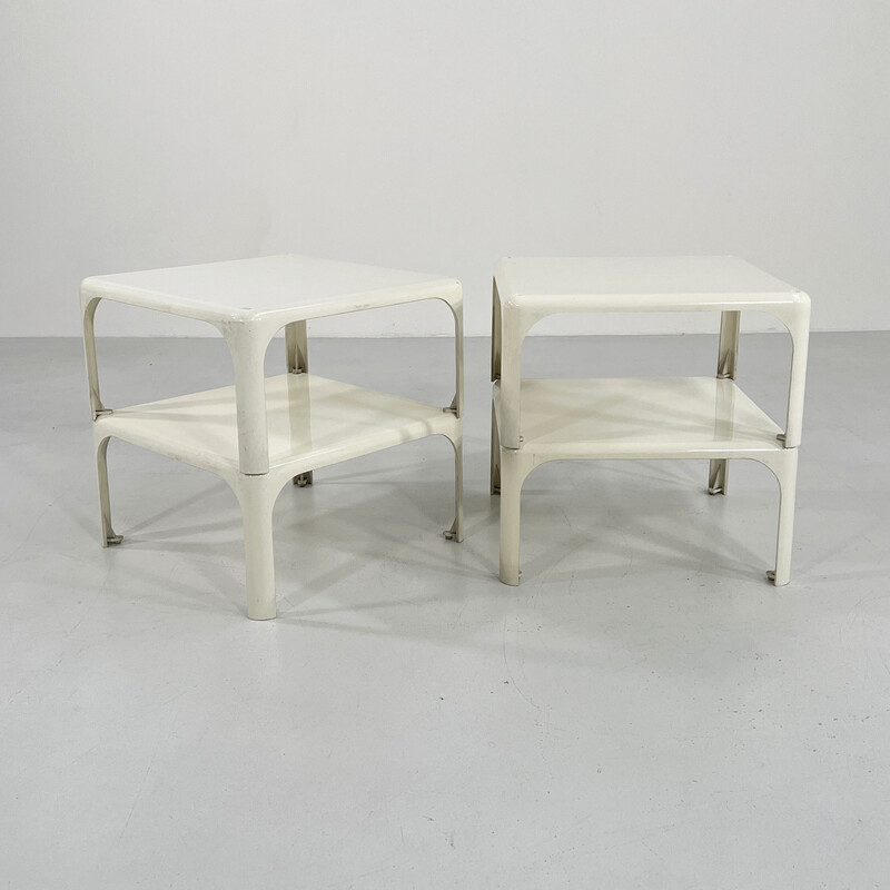 Tavolini vintage Demetrio 45 in plastica bianca di Vico Magistretti per Artemide, anni '70