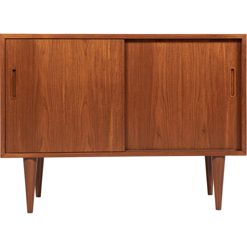 Vintage teak highboard by Hundevad and Co, Denmark 1960s