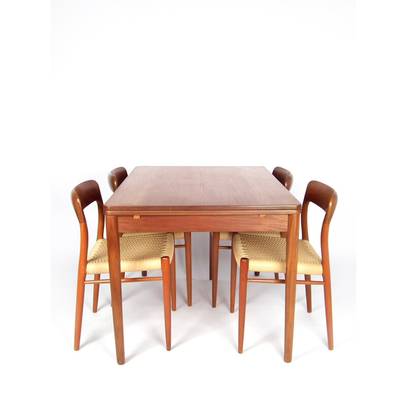 Extendable dining table in teak veneer - 1960s