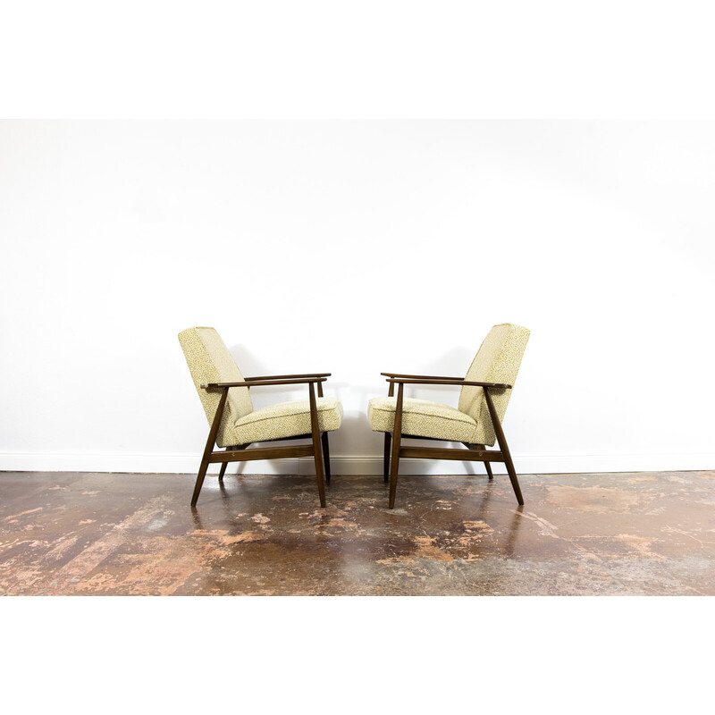 Pareja de sillones vintage de madera y tela de H. Lis, años 60