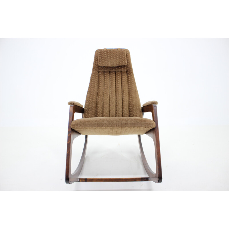 Vintage beech rocking chair by Uluv, Czechoslovakia 1960s