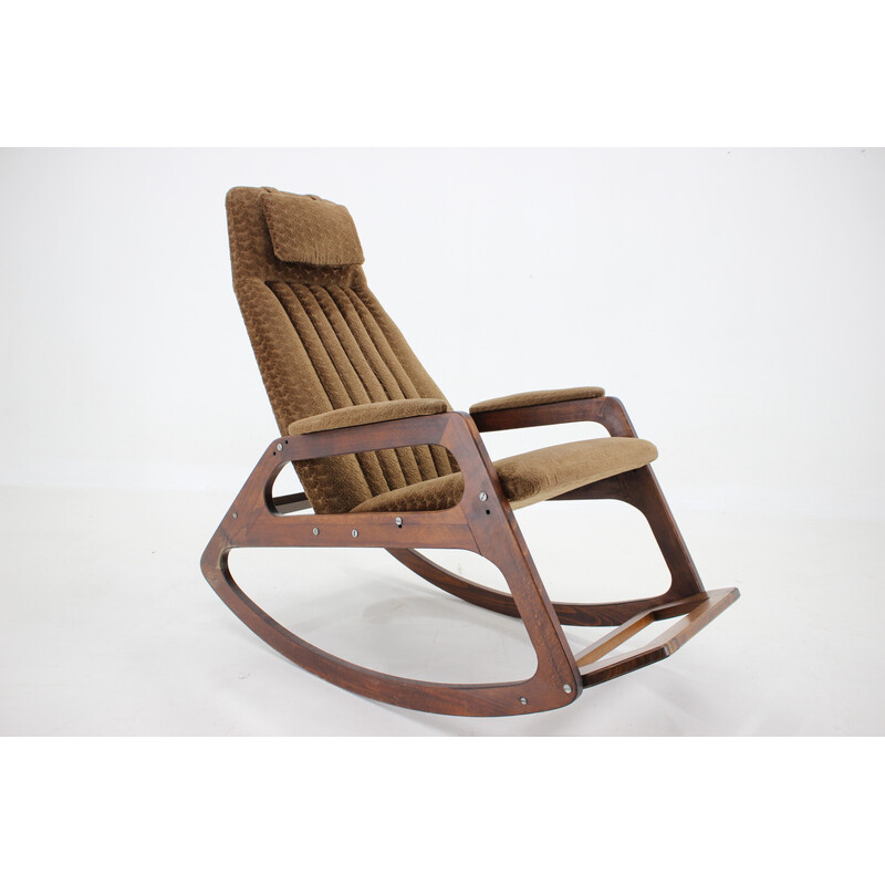 Vintage beech rocking chair by Uluv, Czechoslovakia 1960s