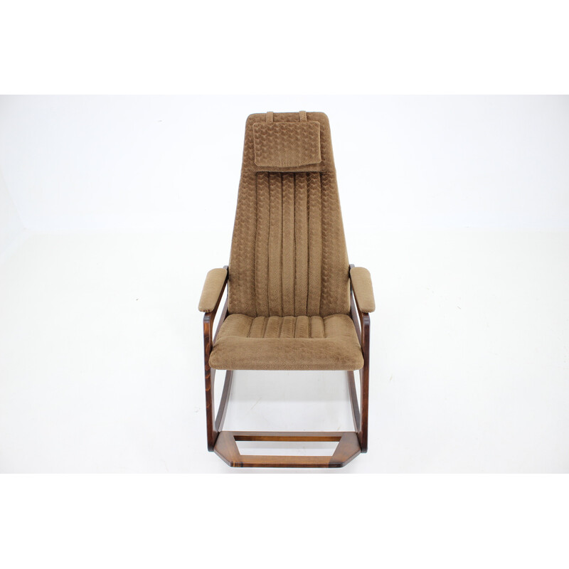 Vintage beech rocking chair by Uluv, Czechoslovakia 1960s