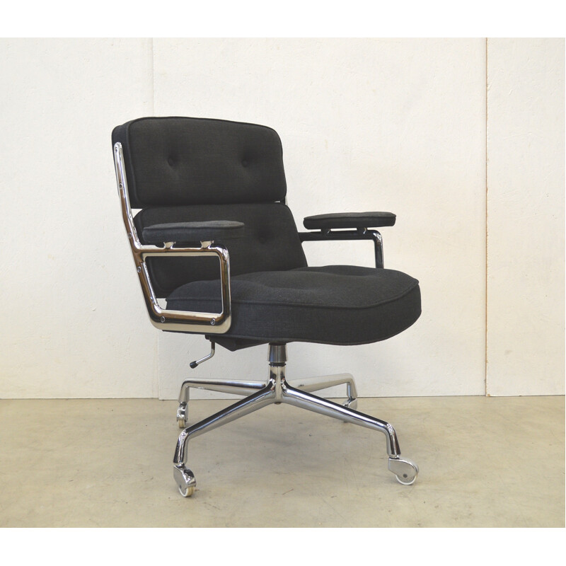 Herman Miller ES104 lobby chair by Charles Eames - 1980s