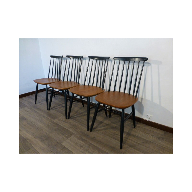 Suite de 4 chaises scandinaves - 1960