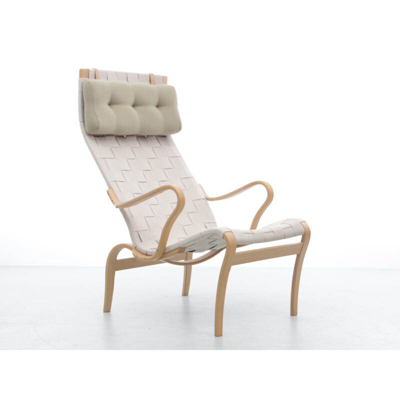 Pair of Scandinavian vintage lounge chairs "Miranda" in beech and Kvadrat fabric by Bruno Mathsson, 2010