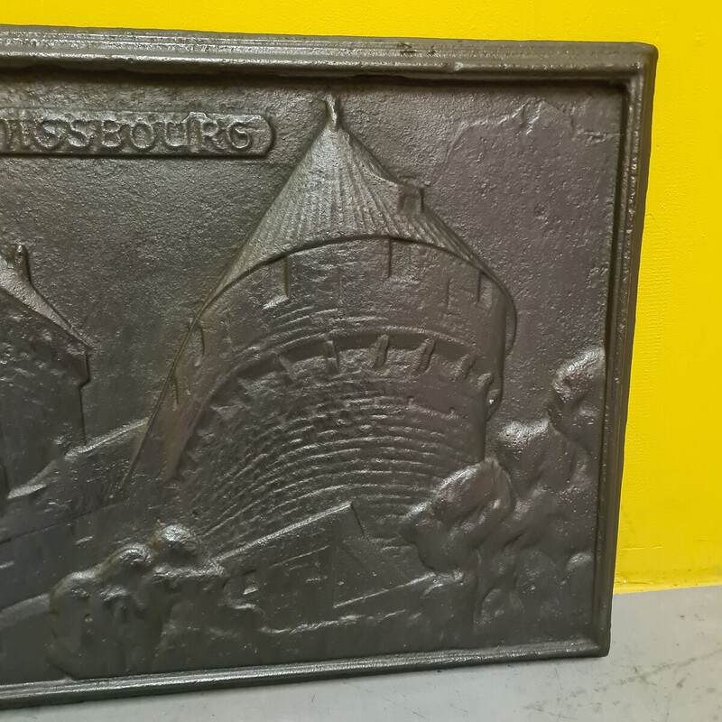 Vintage French cast iron fireback with an image of the Haut Koenigsbourg