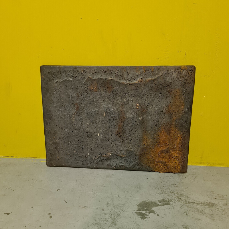 Vintage French cast iron fireback with an image of the Haut Koenigsbourg