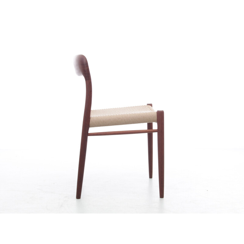 Set aus 4 skandinavischen Vintage-Stühlen Modell 66 aus Teakholz von Niels O. Møller