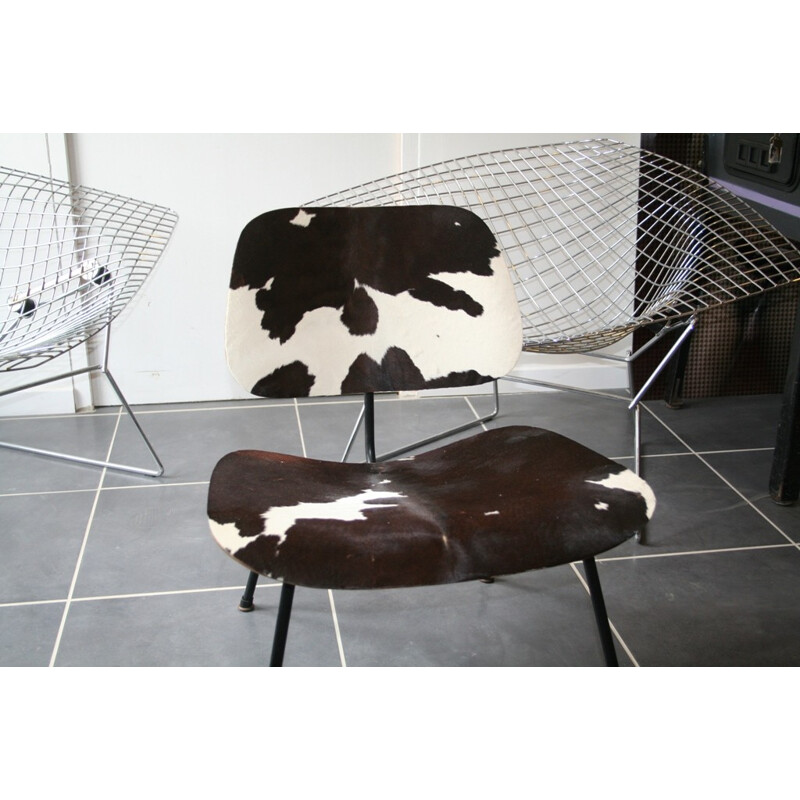 "LCM" chair in cow skin, Charles & Ray EAMES - 1970s