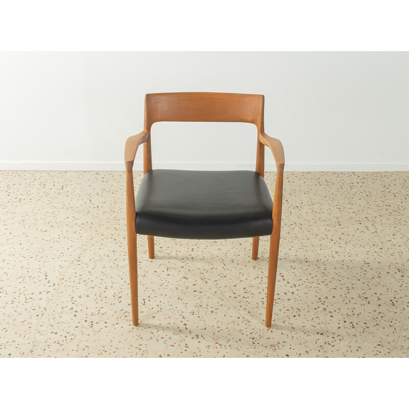 Set of 5 vintage dining chairs by Nils O. Møller for J.L. Møllers Møbelfabrik, Denmark 1950s