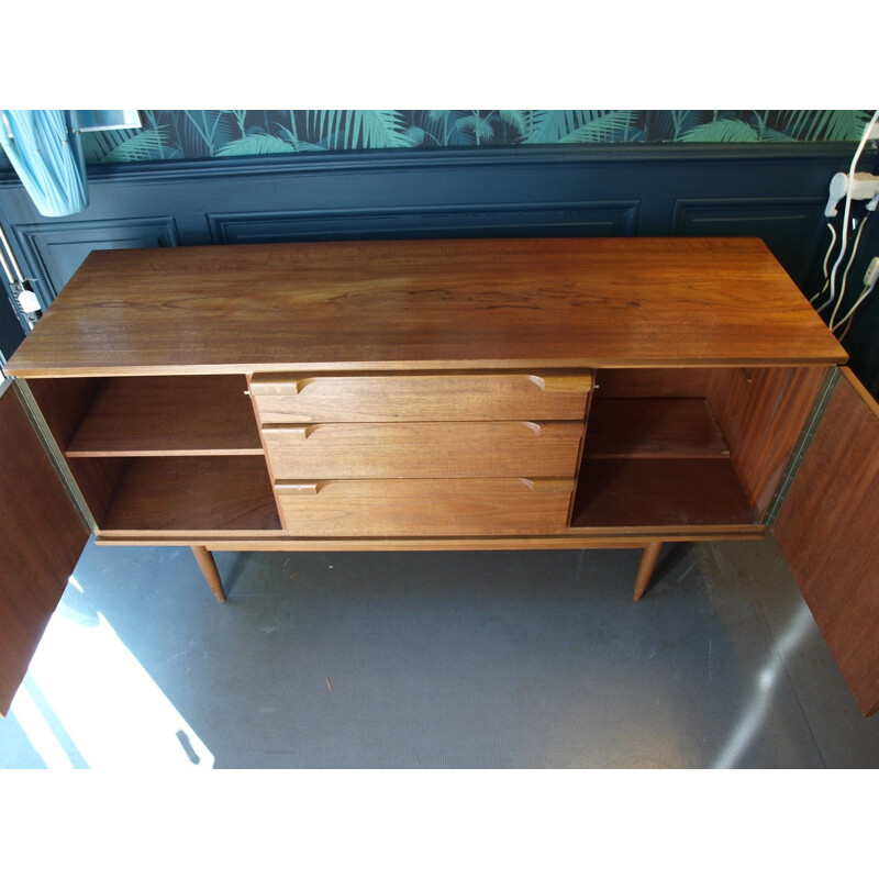Small sideboard in teak with 3 drawers in the middle - 1960s