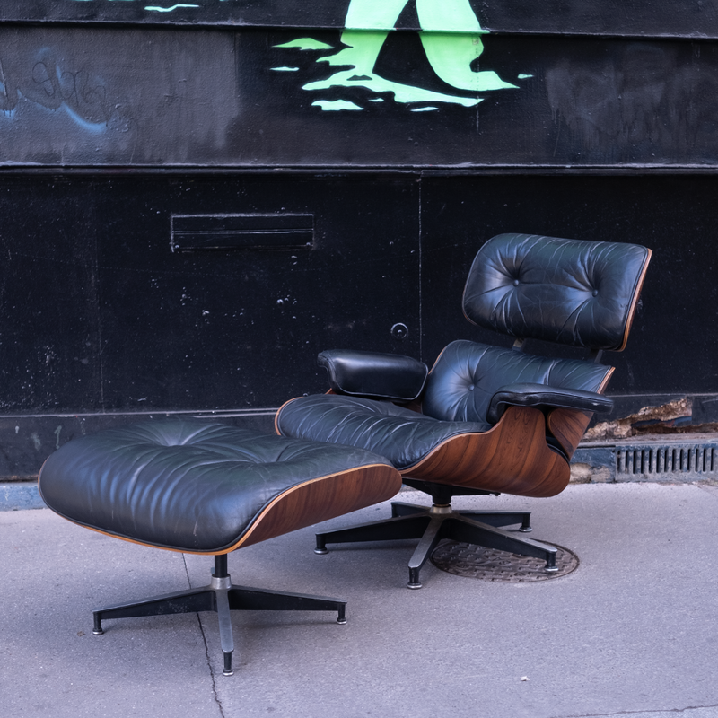 Vintage lounge stoel en voetenbank van Charles en Ray Eames voor Herman Miller, USA 1976