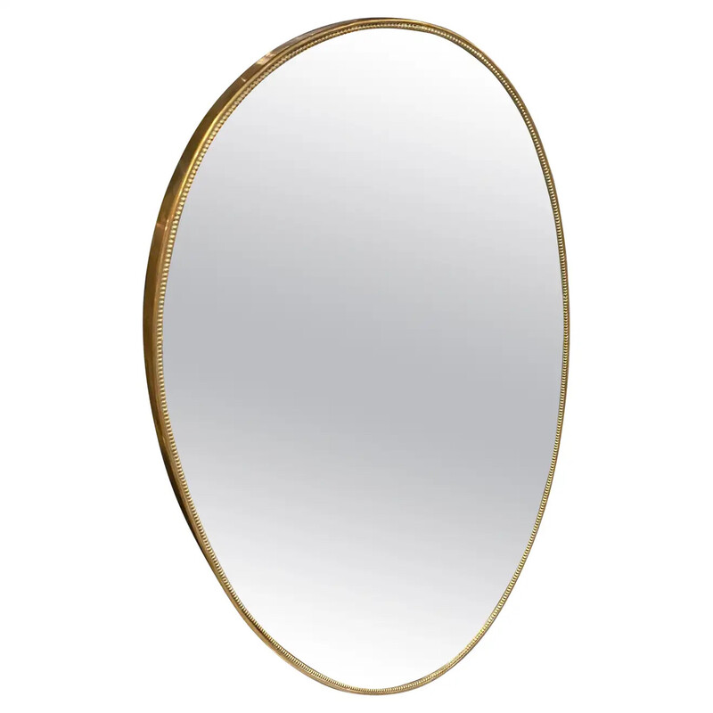Espejo oval italiano de latón de mediados de siglo, años 60