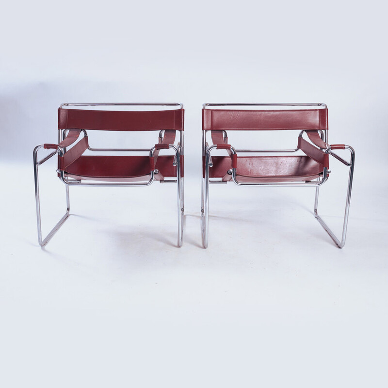 Paar alte Wassily B3-Sessel von Marcel Breuer