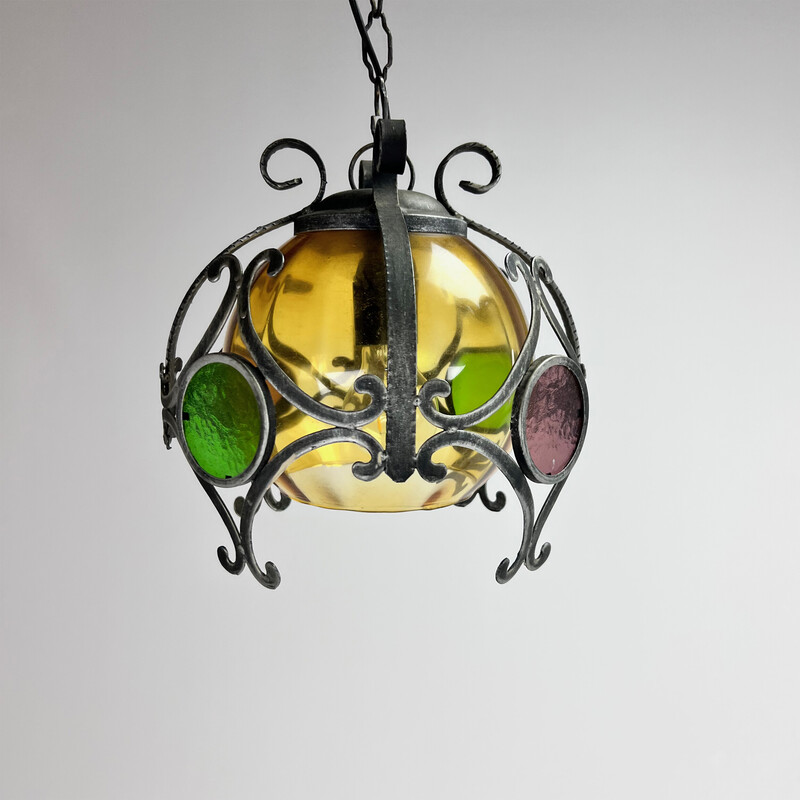 vintage hanglamp van gietijzer en gekleurd glas, jaren