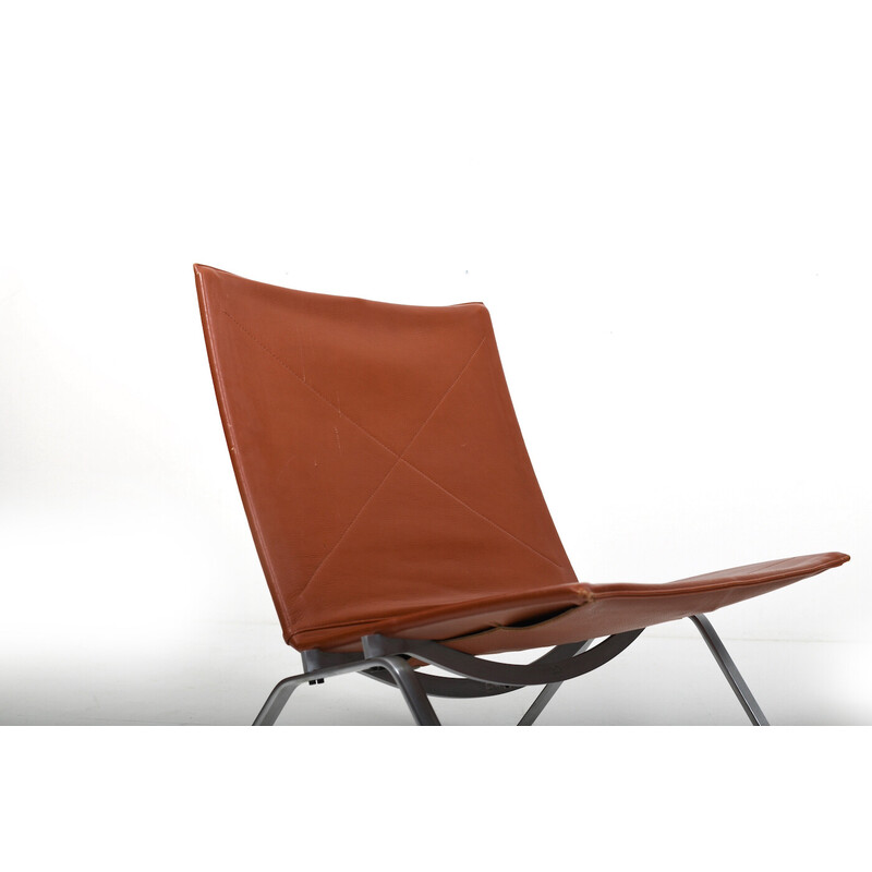 Paar alte Pk22-Sessel von Poul Kjaerholm für Fritz Hansen, 1980er Jahre