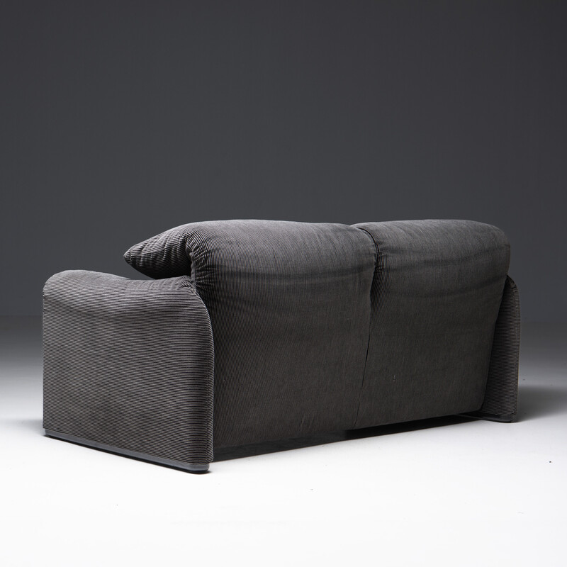 Vintage 2-seater "maralunga" sofa by Vico Magistretti for Cassina, 1970s