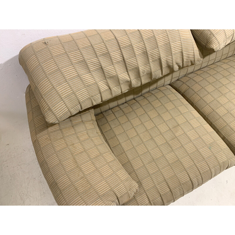 Mid-century "Maralunga" sofa by Vico Magistretti for Cassina