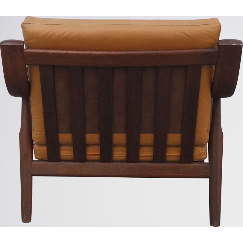 GE 530 armchair in walnut, Hans WEGNER - 1970s