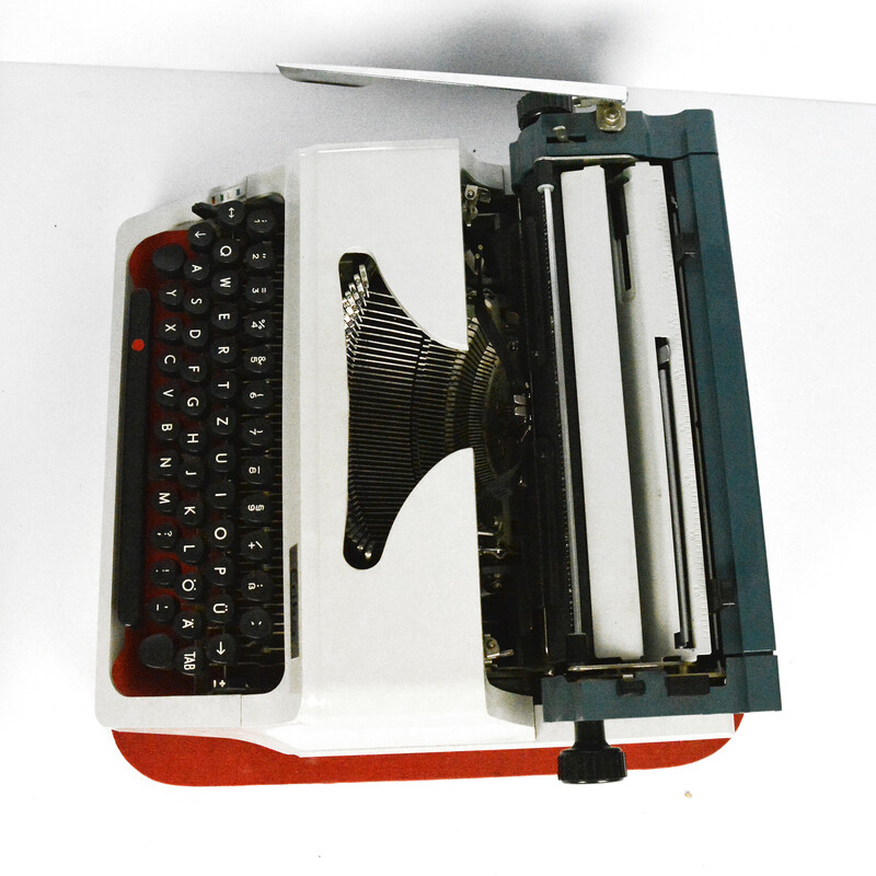 Máquina de escrever Vintage Erika para Veb Robotron Rechen- und Schreibtechnik Dresden, Alemanha 1976s