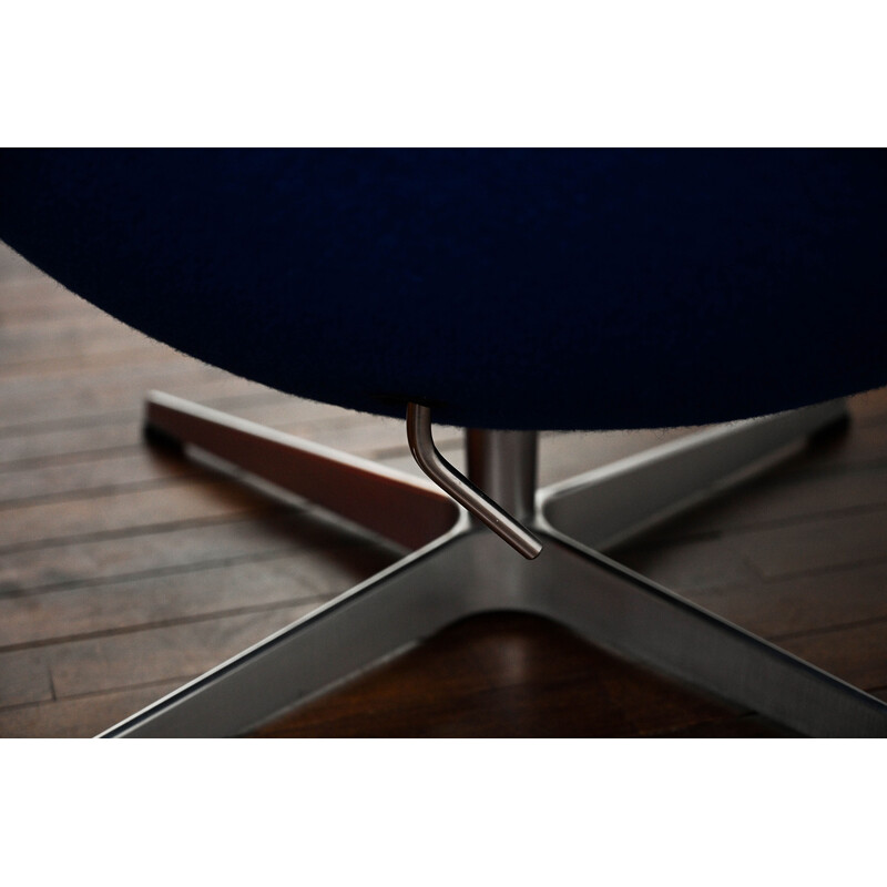 Verstellbarer "Ei"-Sessel aus Aluminium und Polyurethanschaum von Arne Jacobsen
