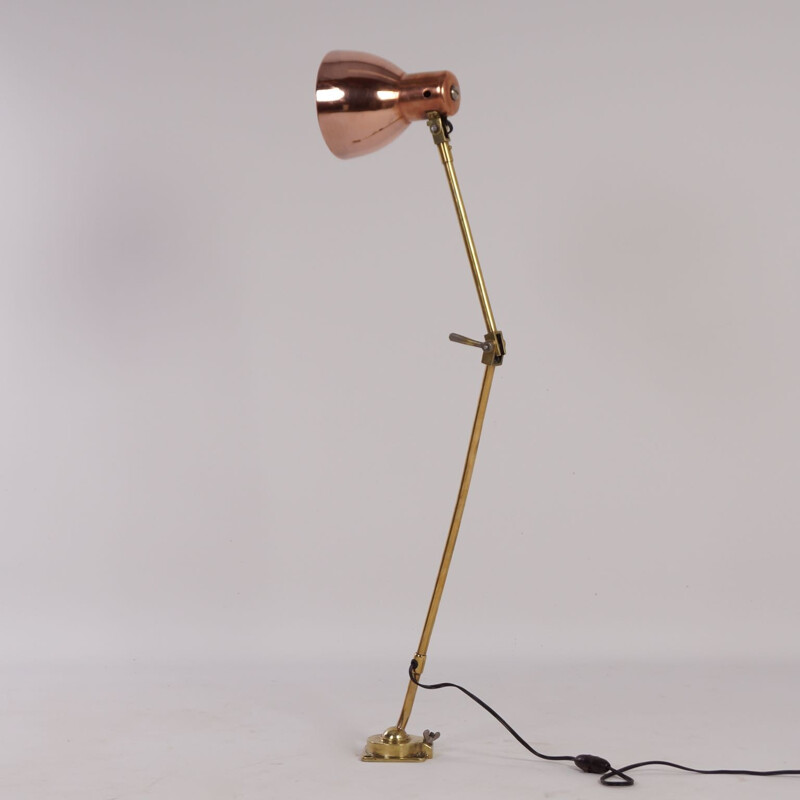 Bauhaus Wall Lamp of Copper and Brass by KANDEM - 1930s.