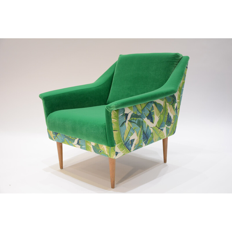 Green cupe-shaped armchair with fabric with leaf pattern - 1960s