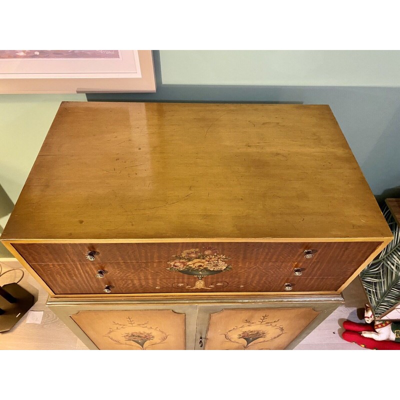 Vintage solid wood chest of drawers for Butler Manufacturing Company, Usa 1920s