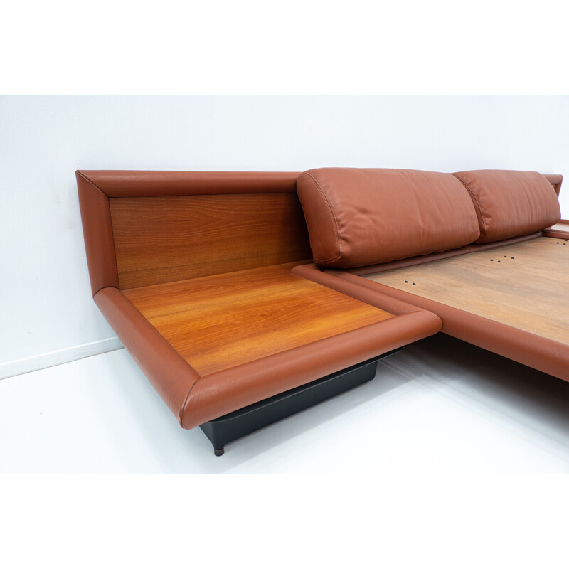 Vintage Morna bed in cognac leather by Afra & Tobia Scarpa for Molteni, Italy 1972s