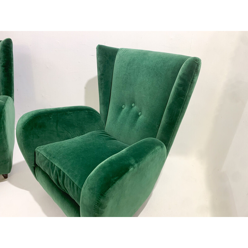 Paar midden-eeuwse groen fluwelen fauteuils van Paolo Buffa, Italië 1950