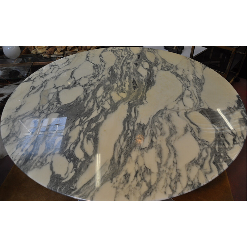 Round dining table in marble - 1970s