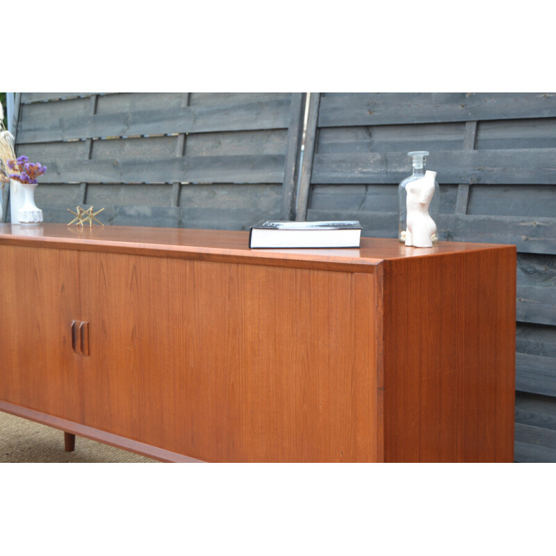 Vintage sideboard by Svend Aage Larsen for Faarup Mobelfrabrik, Denmark