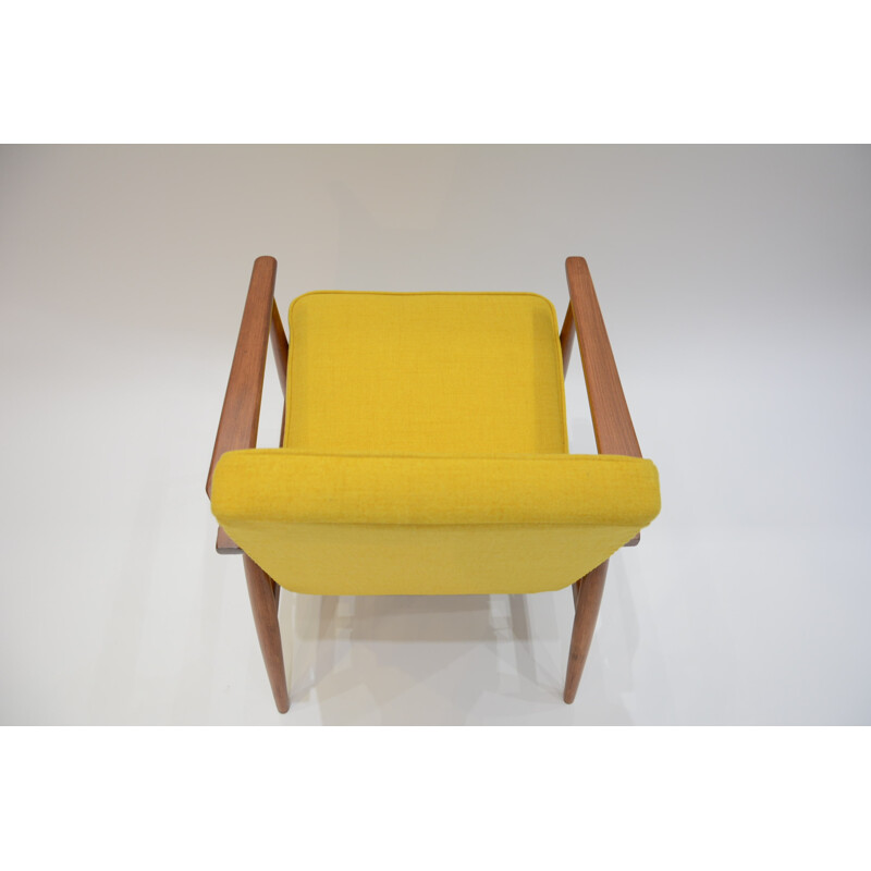 Vintage yellow armchairs - 1960s