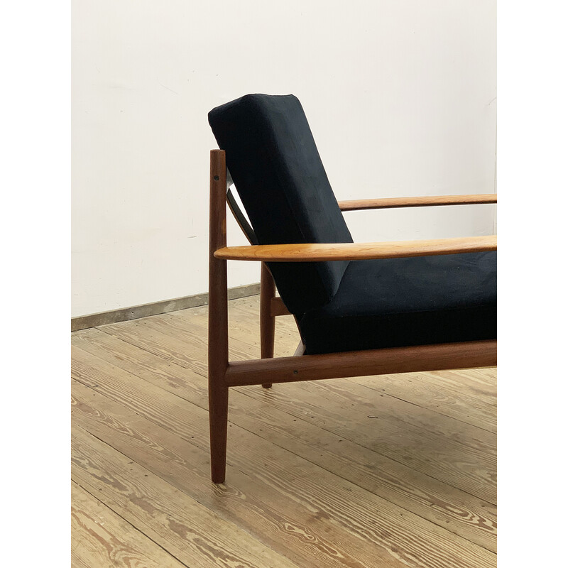 Cadeira de braços dinamarquesa de meados do século por Grete Jalk para a França e Søn, década de 1960