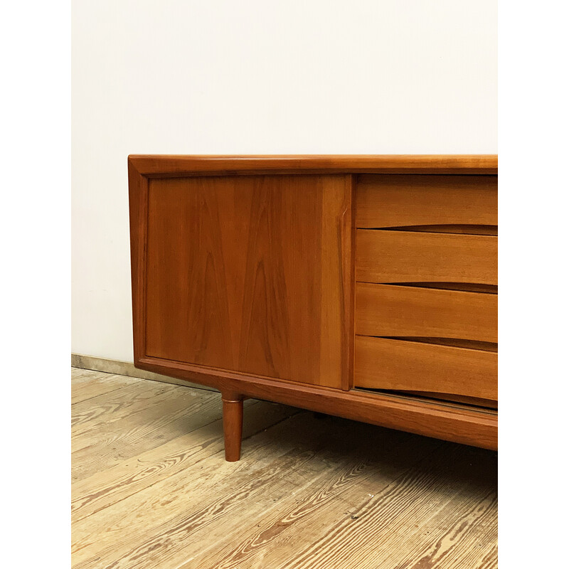 Credenza danese di metà secolo in teak di Axel Christensen, 1960