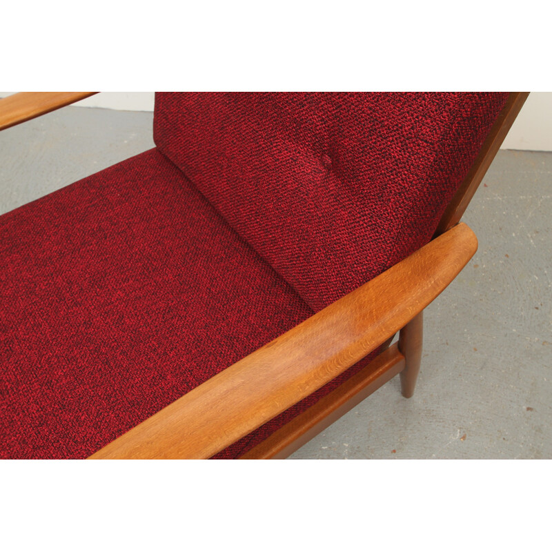 Vintage fauteuil in hout en rode stof, 1950