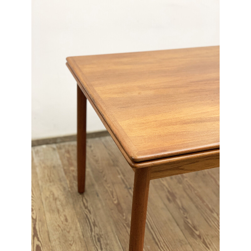 Mid-century Danish extendable dining table in teak, 1960s