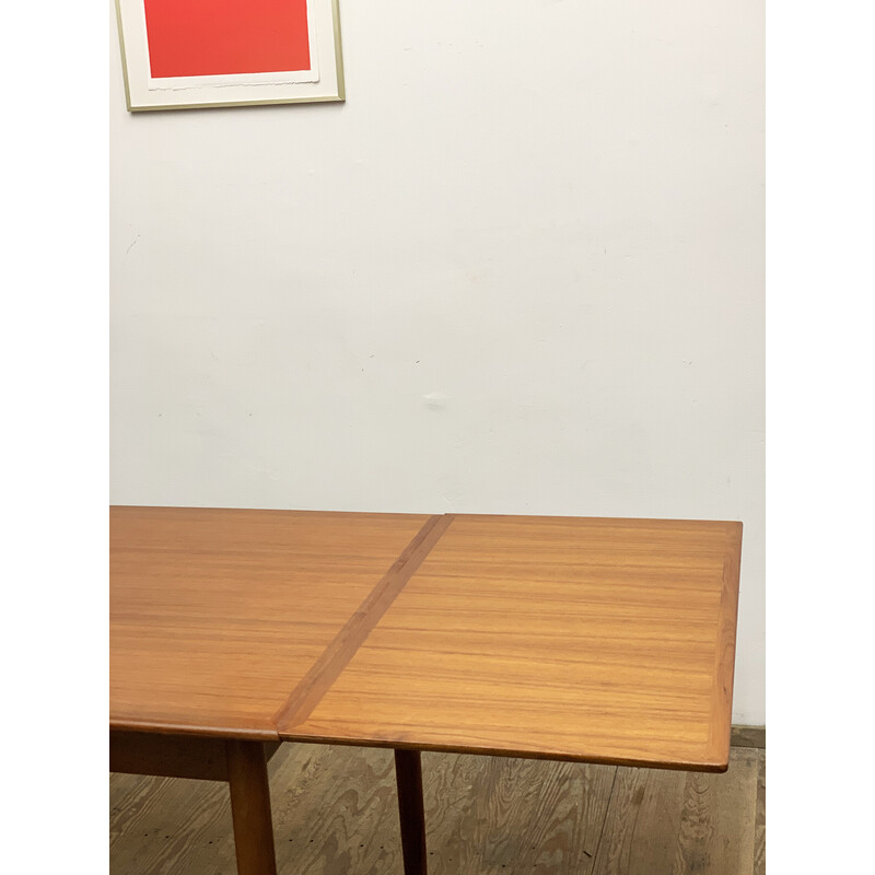 Mid-century Danish extendable dining table in teak, 1960s