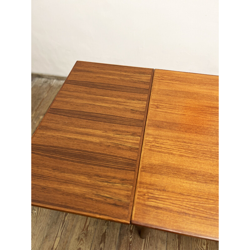 Mid-century Danish extendable dining table in teak, 1960s